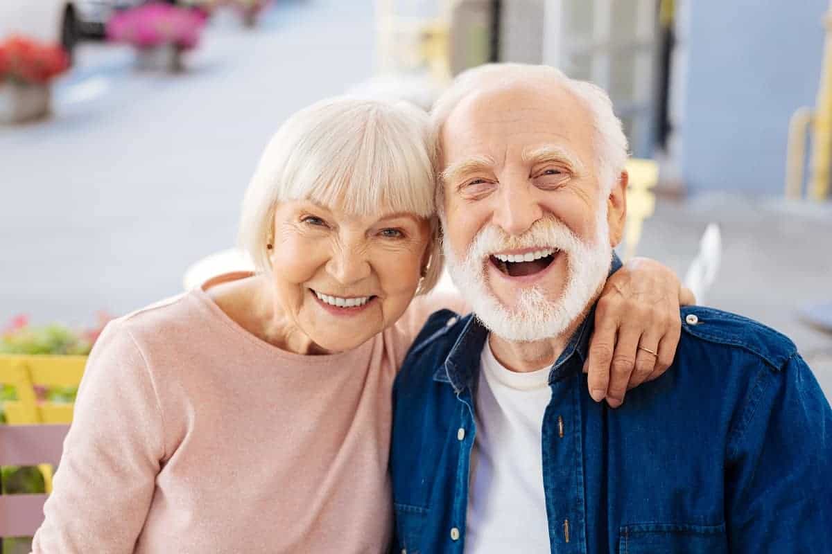 Answering Frequently Asked Questions About the PanOptix IOL 1 PanOptix IOLs in Los Angeles