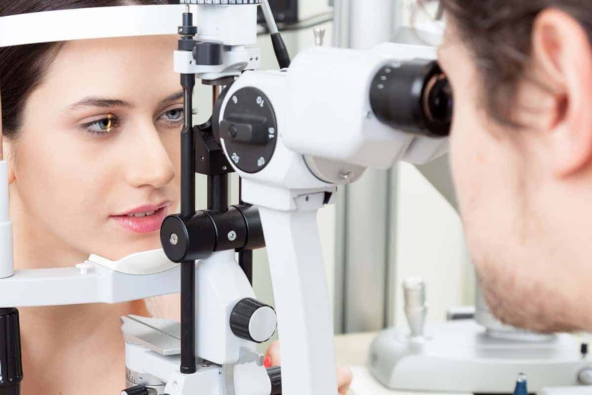A Vision Screening Doesn't Replace a Comprehensive Eye Exam 1 Comprehensive Eye Exam in Los Angeles