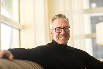 ¿Cree Usted Estar Muy Mayor para LASIK? 1 Tratamiento LASIK Los Ángeles, CA