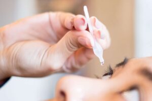 Recuperación Después De LASIK 2 shutterstock 769608706