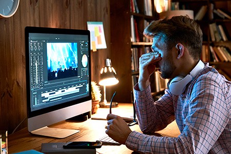 Trabajos Que Pueden Causar Sequedad En Los Ojos 1 pantallas de computadora y ojos secos
